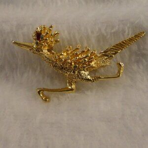 𝅺VINTAGE 1950’s Gold Roadrunner Pin With Red Eye